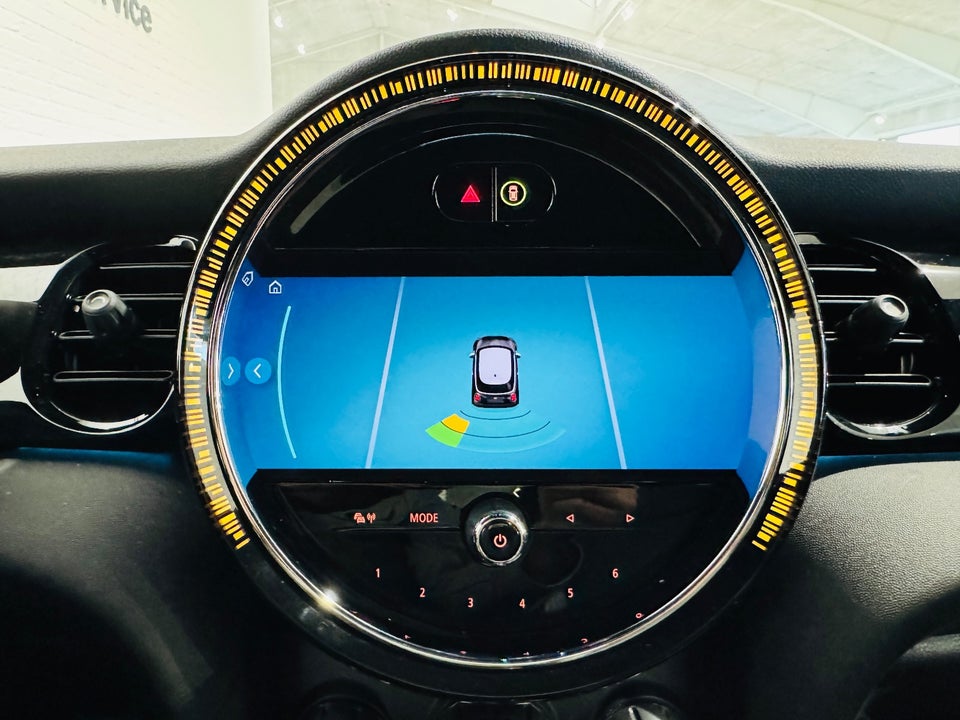 MINI Cooper SE Classic Trim 3d