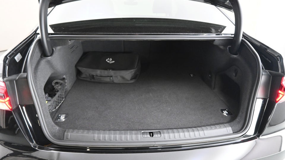 Audi A6 55 TFSi e Sport Prestige quattro S-tr. 4d