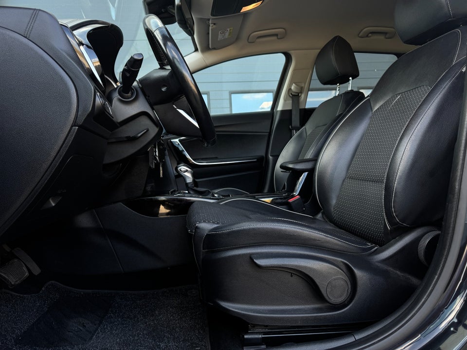 Kia Ceed 1,6 CRDi 136 Intro Edition DCT 5d