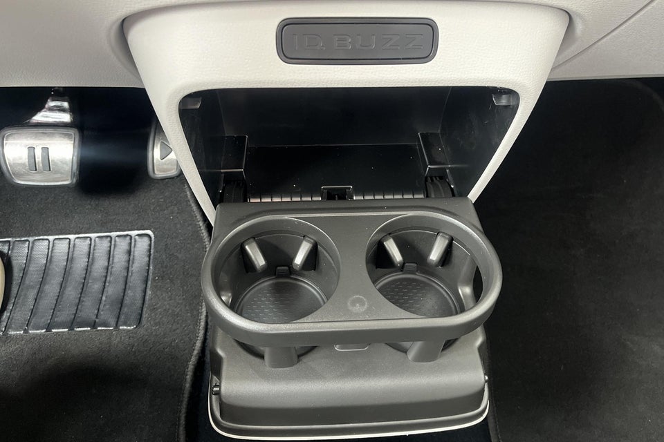 VW ID. Buzz 77 Pro SWB 5d