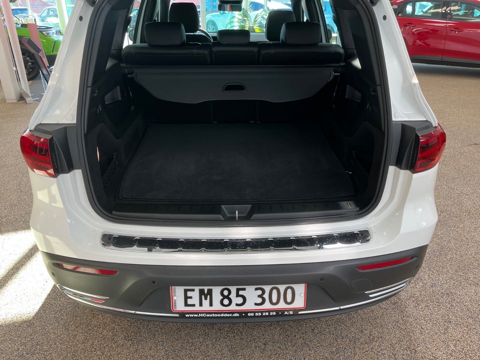 Mercedes EQB300 Progressive 4Matic 5d
