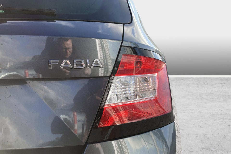 Skoda Fabia 1,2 TSi 110 Active DSG 5d