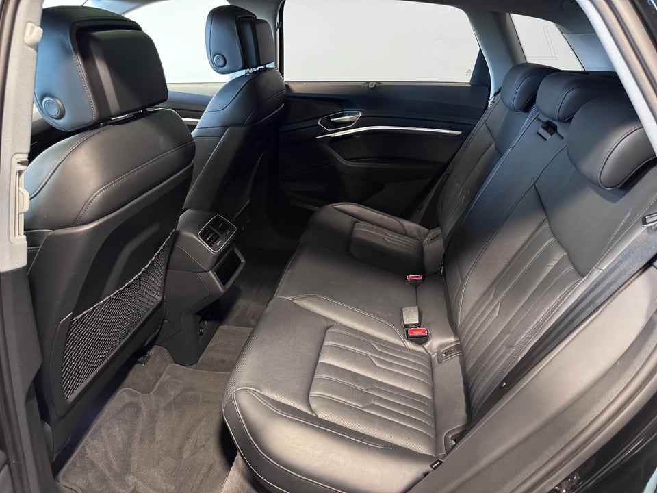 Audi e-tron 55 Advanced quattro 5d