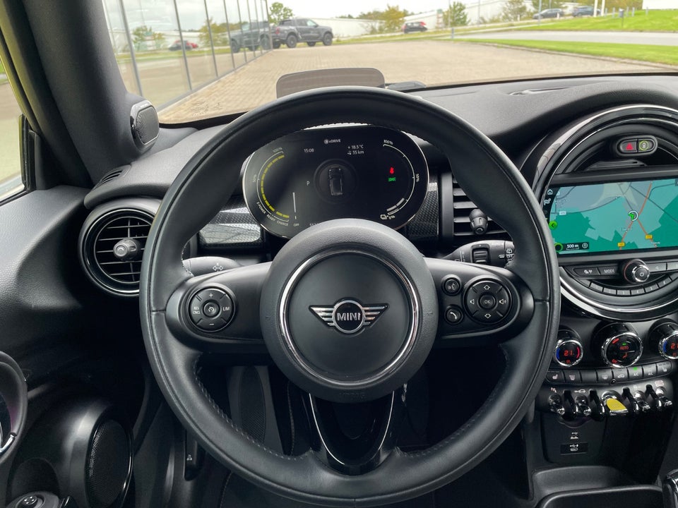 MINI Cooper SE Trim L 3d