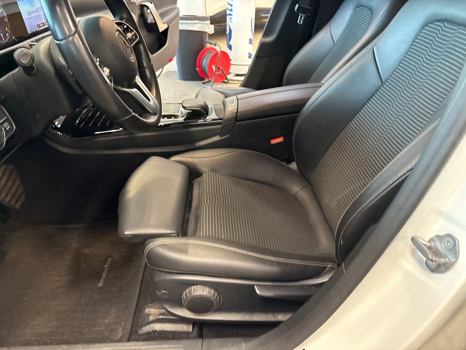 Mercedes A200 1,3 Style aut. 5d