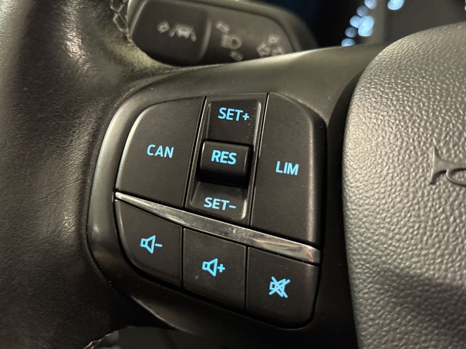 Ford Fiesta 1,0 EcoBoost Titanium 5d