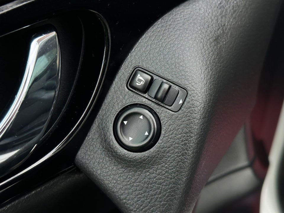 Nissan Qashqai 1,2 Dig-T 115 Tekna 5d