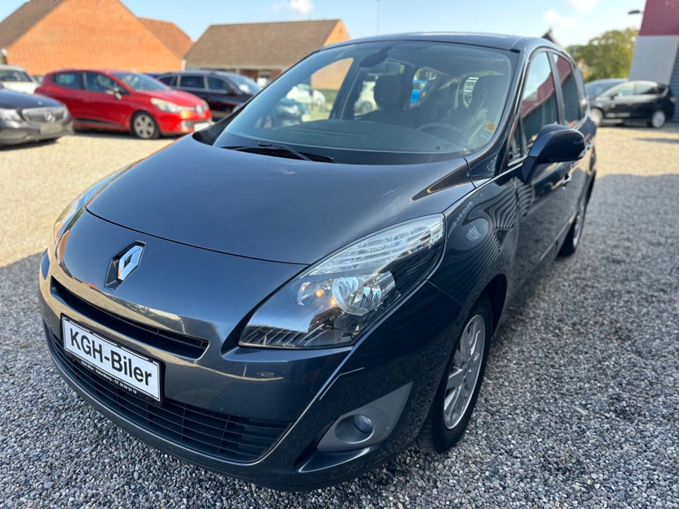 Renault Grand Scenic III 1,5 dCi 110 Dynamique 7prs 5d