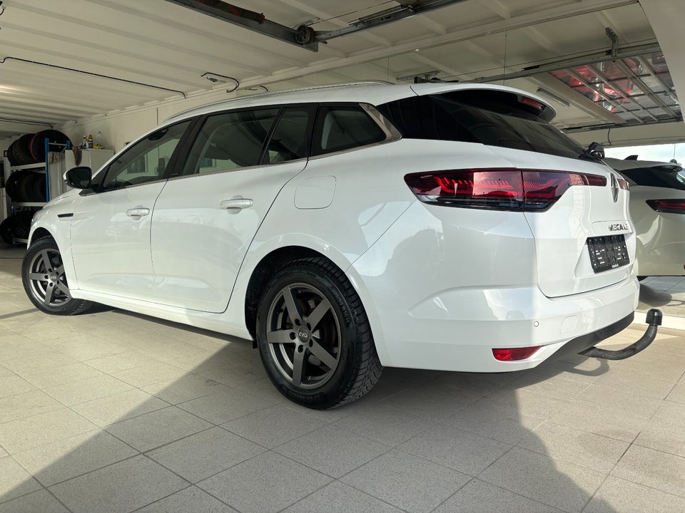 Renault Megane IV 1,6 E-Tech Zen Sport Tourer 5d