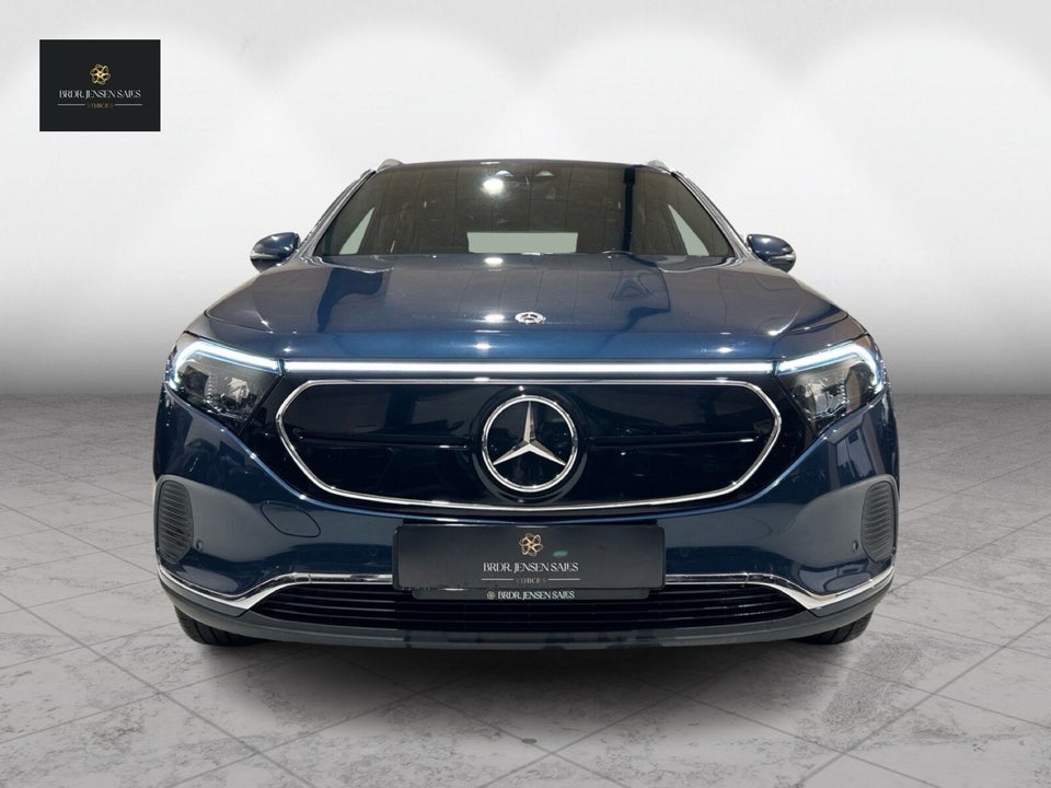 Mercedes EQA300 Progressive 4Matic 5d