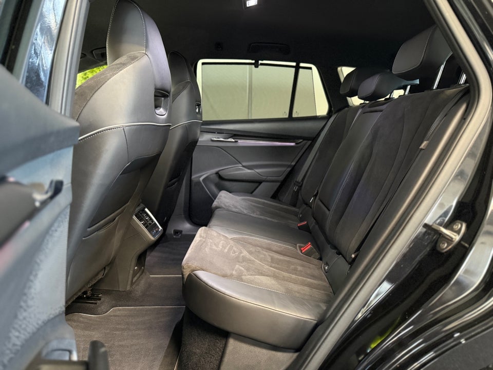 Skoda Enyaq 80 iV Sportline 5d