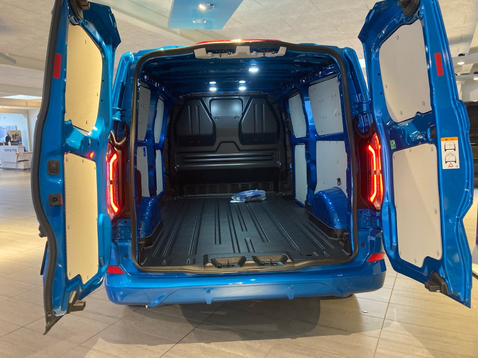 Ford E-Transit Custom 340L 64 Sport