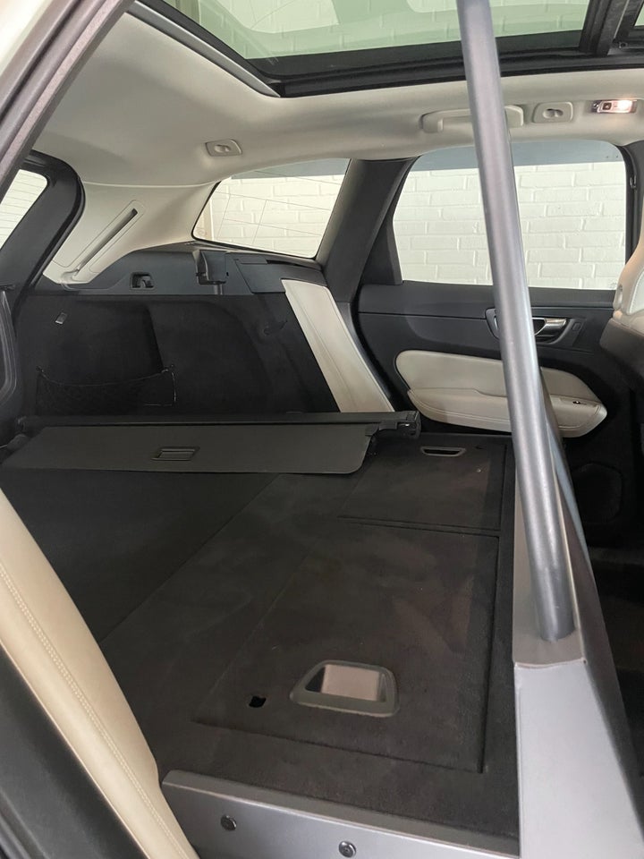 Volvo XC60 2,0 D5 235 Inscription aut. AWD Van 5d
