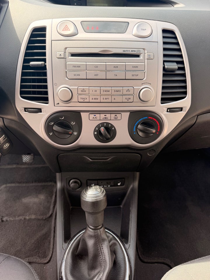 Hyundai i20 1,25 Classic 5d