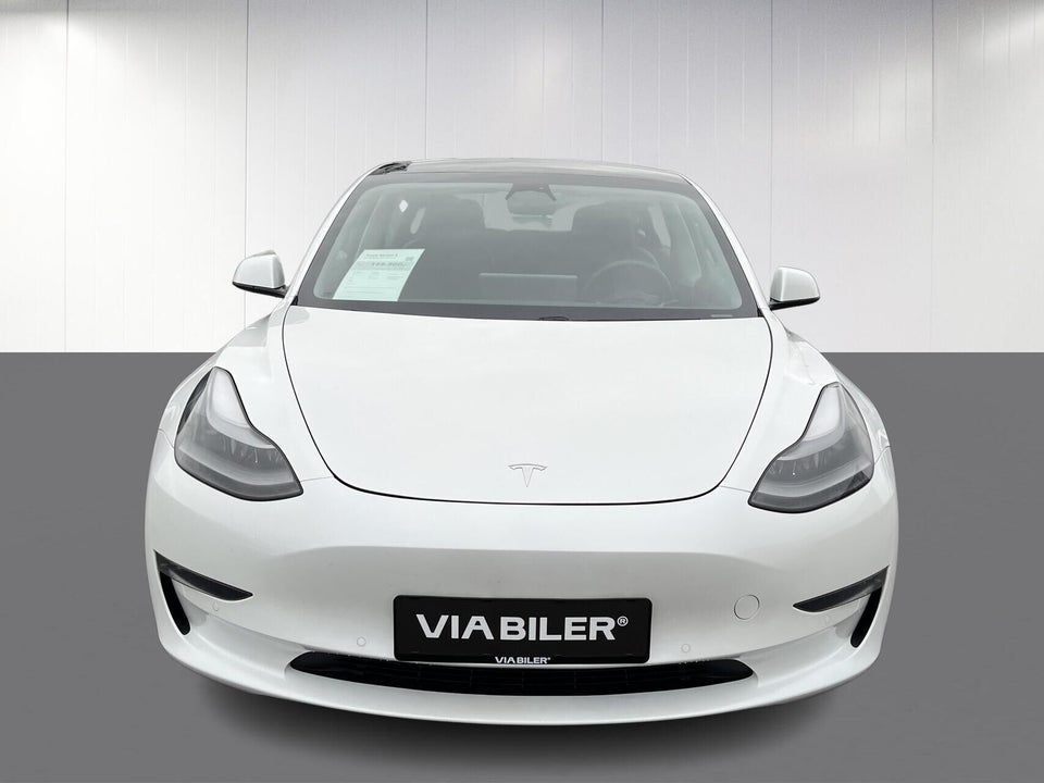 Tesla Model 3 Long Range AWD 4d