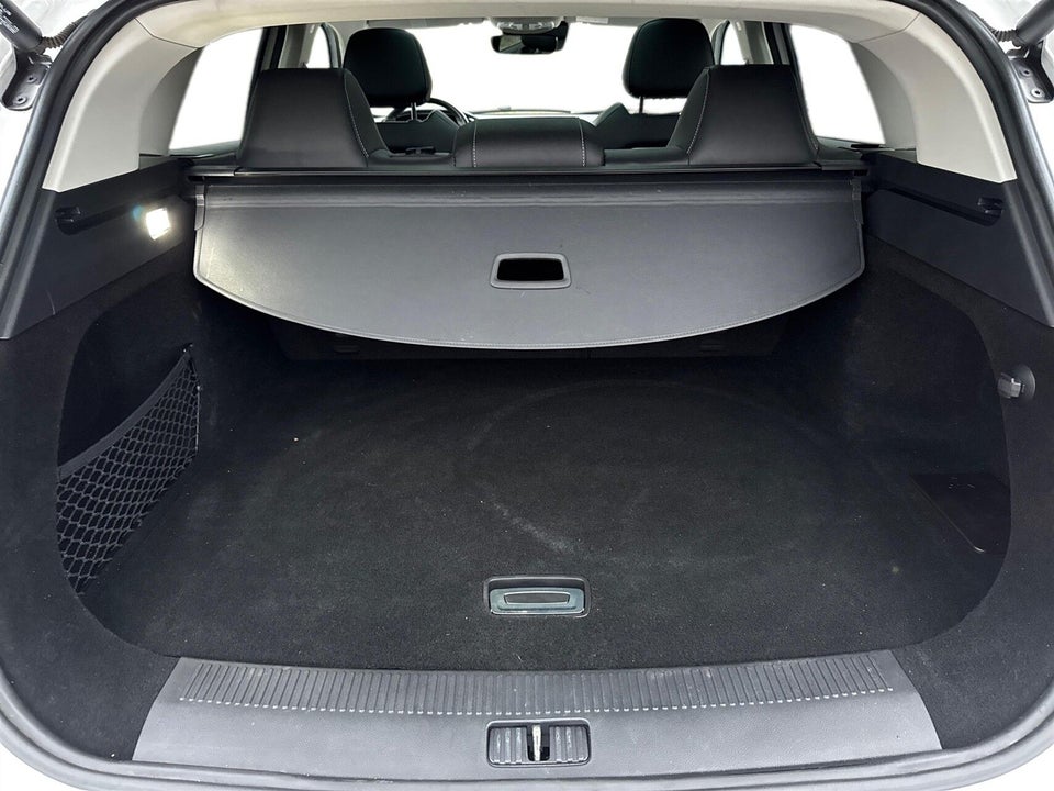 MG Marvel R Luxury 5d