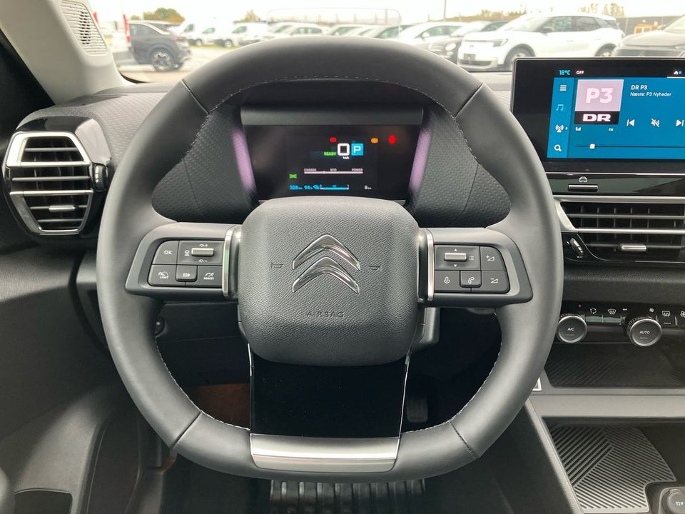 Citroën ë-C4 X 50 Shine 4d