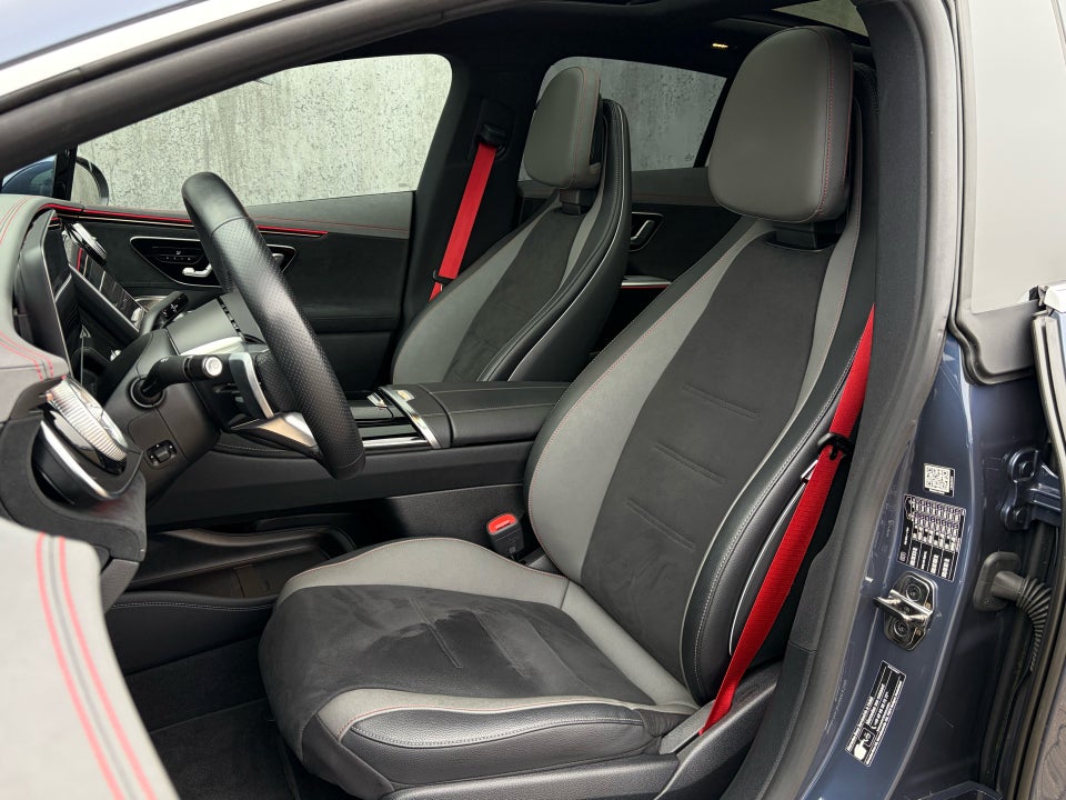 Mercedes EQE350 AMG Line 4Matic 4d