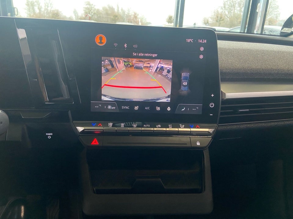 Renault Megane E-Tech 40 Equilibre 5d