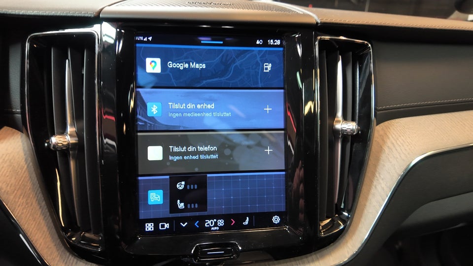 Volvo XC60 2,0 T8 ReCharge Inscription aut. AWD 5d