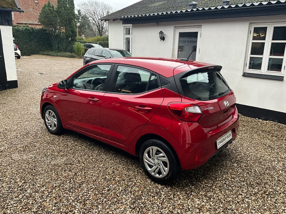 Hyundai i10 1,0 MPi Essential 5d