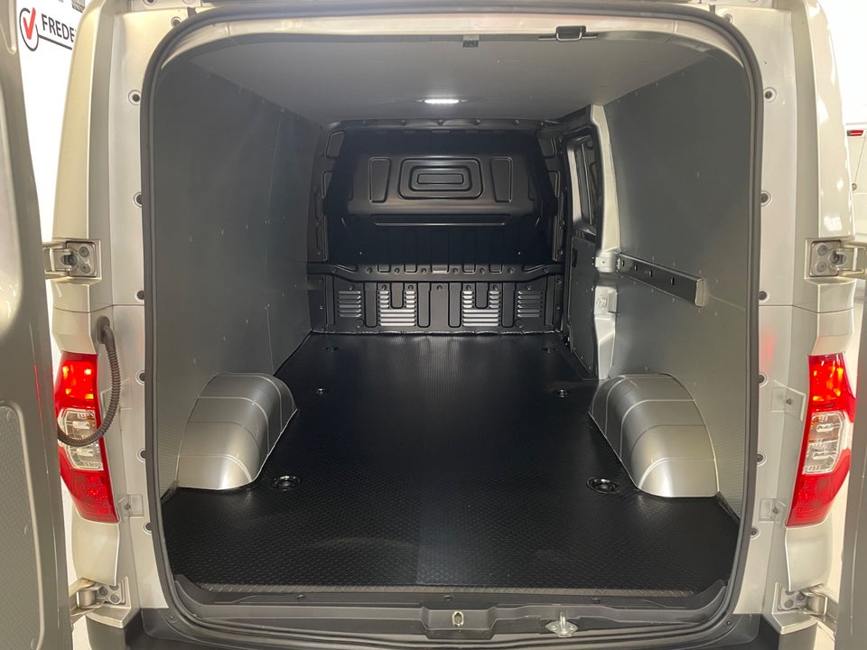 Maxus e-Deliver 3 50 Cargo Van LWB