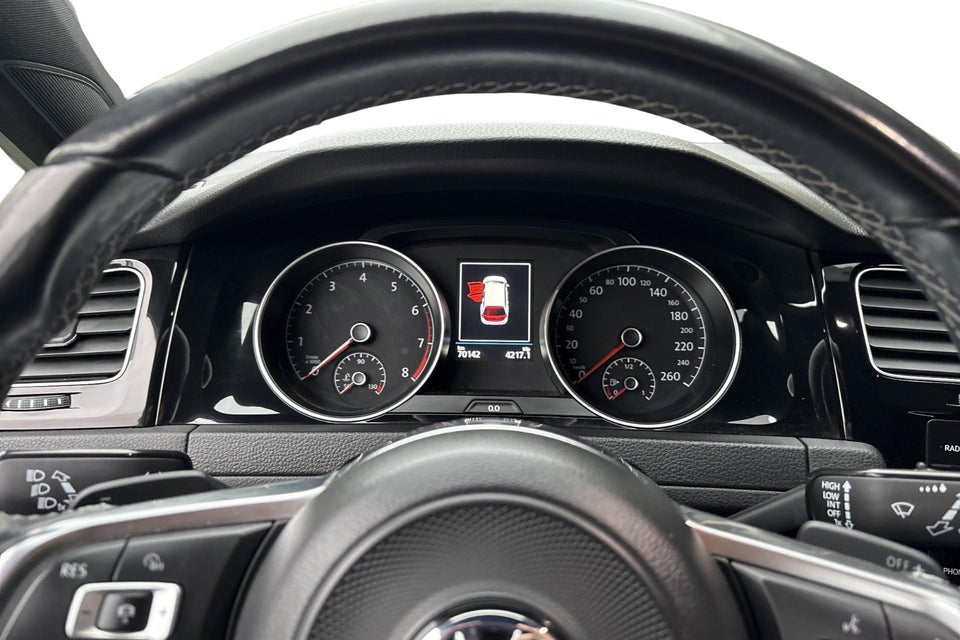 VW Golf VII 1,5 TSi 150 R-line Variant DSG 5d