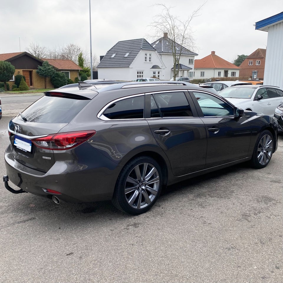 Mazda 6 2,2 SkyActiv-D 150 Premium stc. aut. 5d