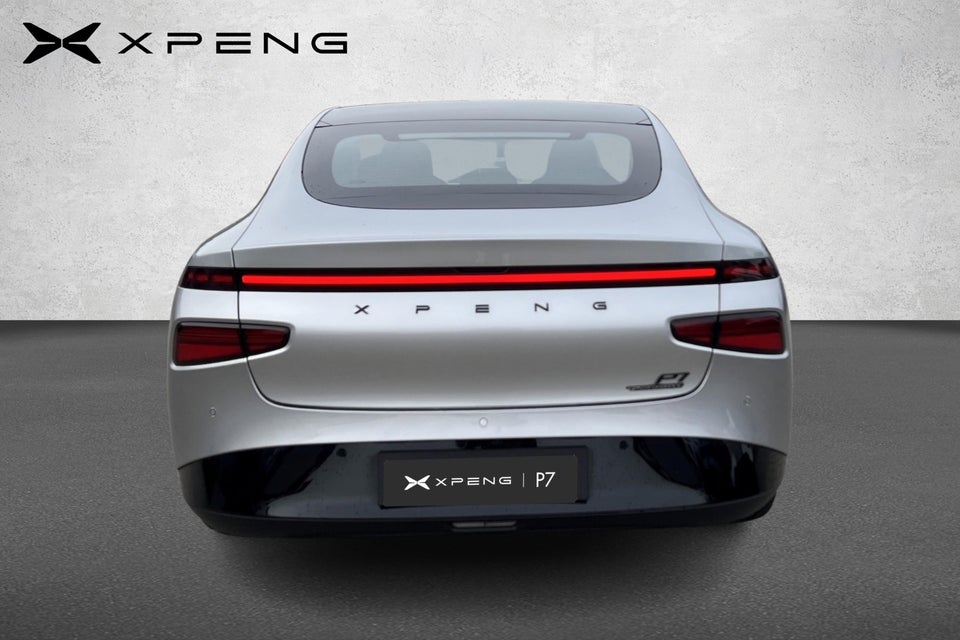 Xpeng P7 Performance 4d