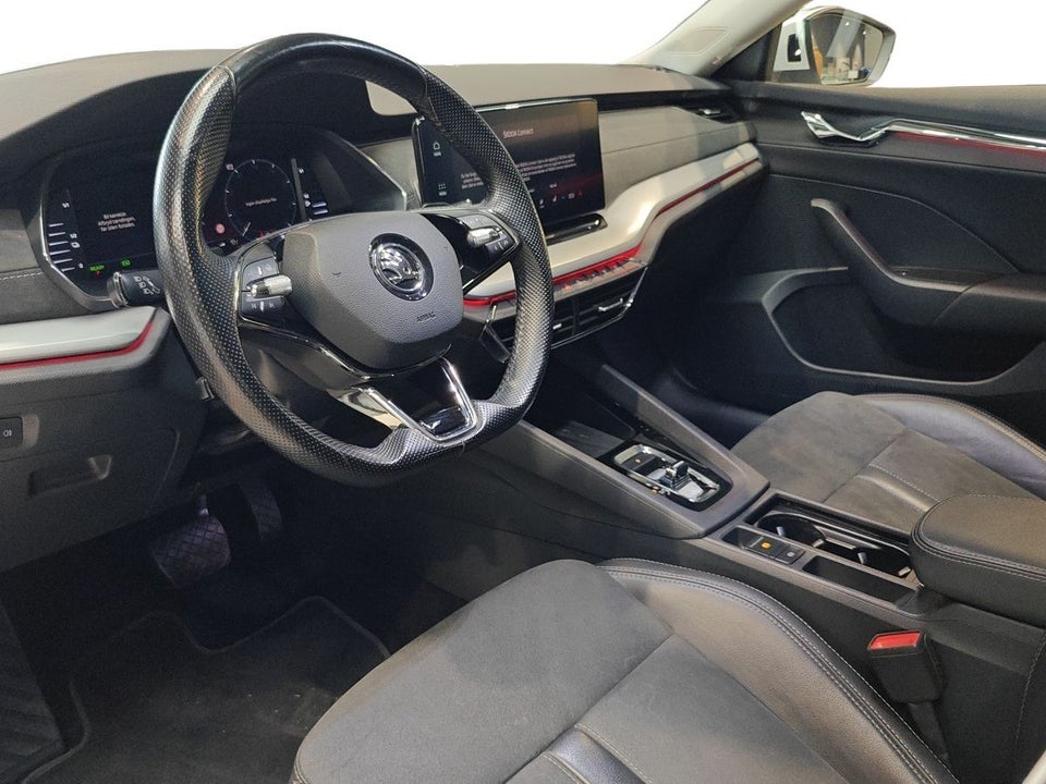 Skoda Octavia 1,4 TSi iV First Edition Combi DSG 5d