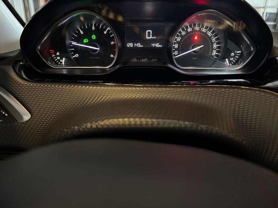 Peugeot 208 1,6 BlueHDi 100 Allure 5d