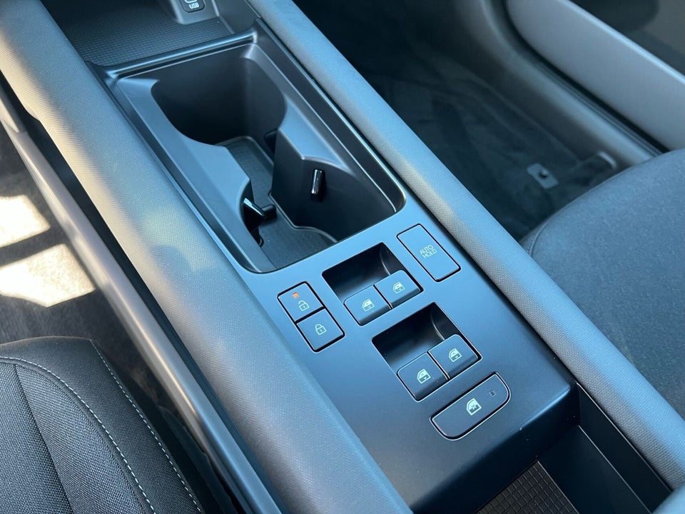 Hyundai Ioniq 6 53 Essential 4d
