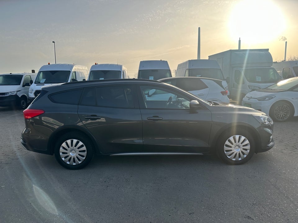 Ford Focus 1,5 EcoBlue Titanium Van 5d