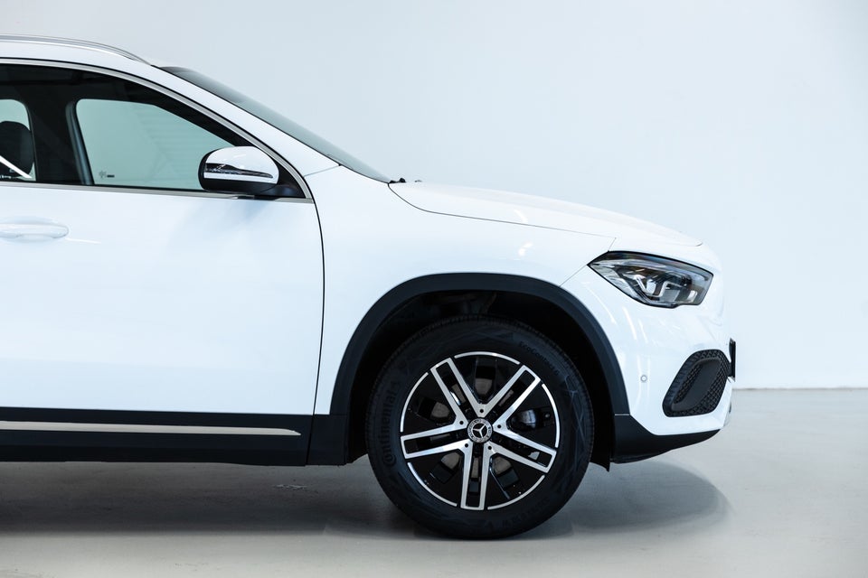 Mercedes GLA200 d 2,0 Progressive Line aut. 5d