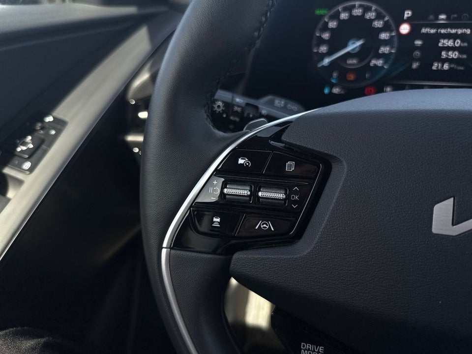 Kia Niro 64 EV Prestige 5d