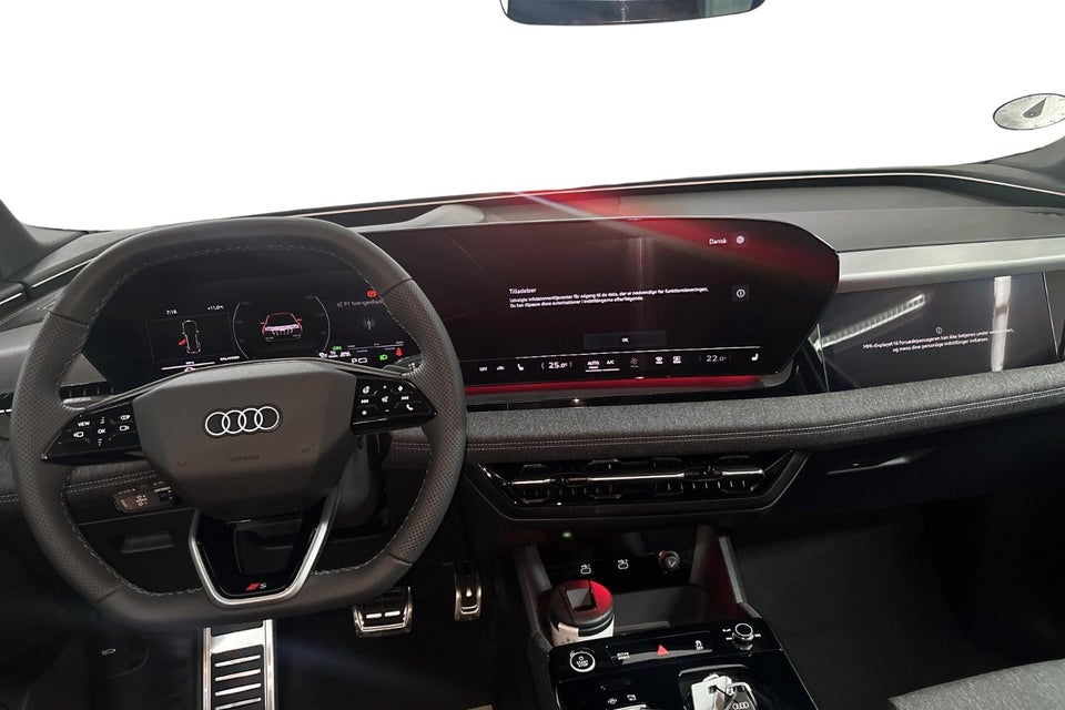 Audi Q6 e-tron Ultra quattro 5d