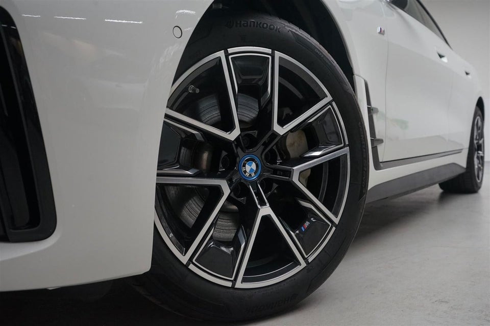 BMW i4 eDrive40 Fully Charged M-Sport 5d