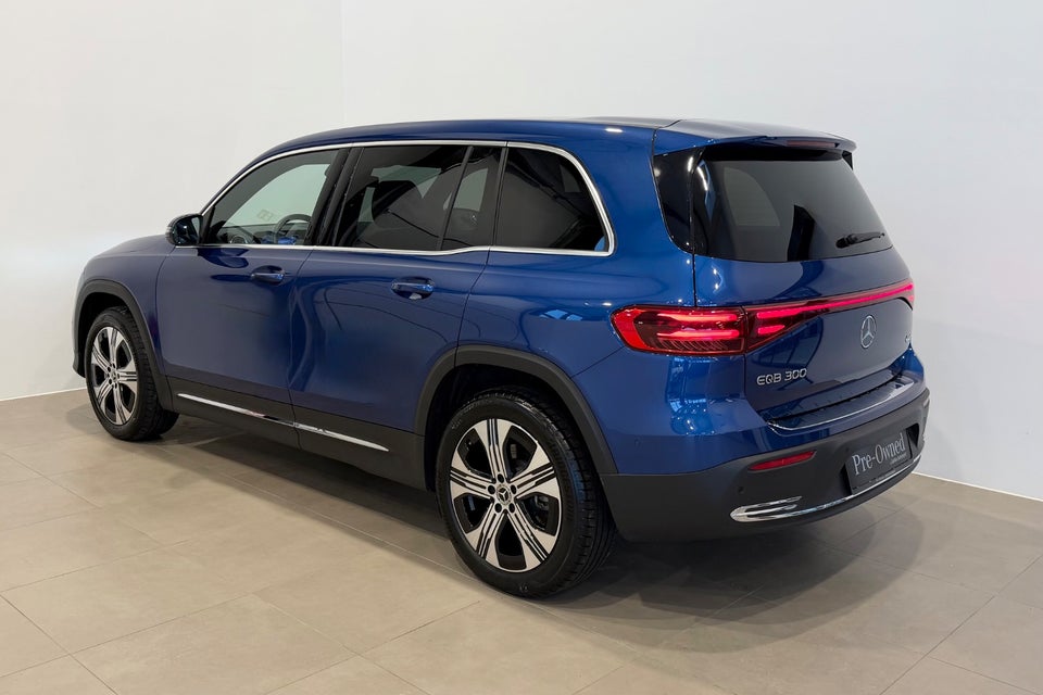 Mercedes EQB300 Progressive 4Matic 5d