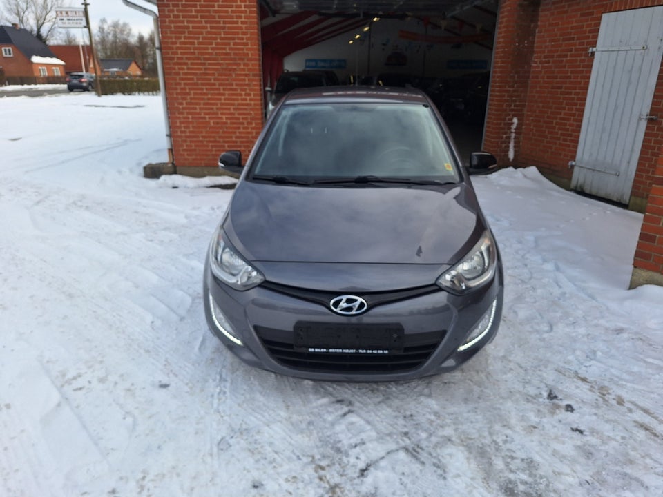 Hyundai i20 1,25 Classic Go! 5d