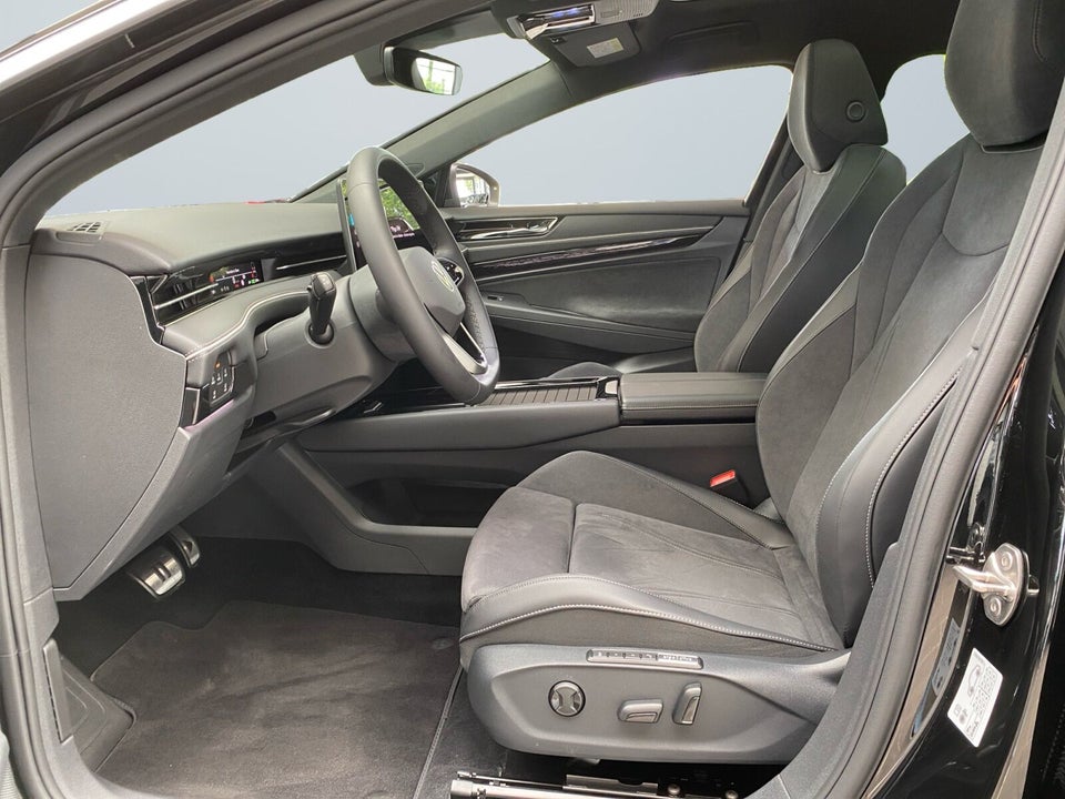 VW ID.7 77 Pro Tourer 5d