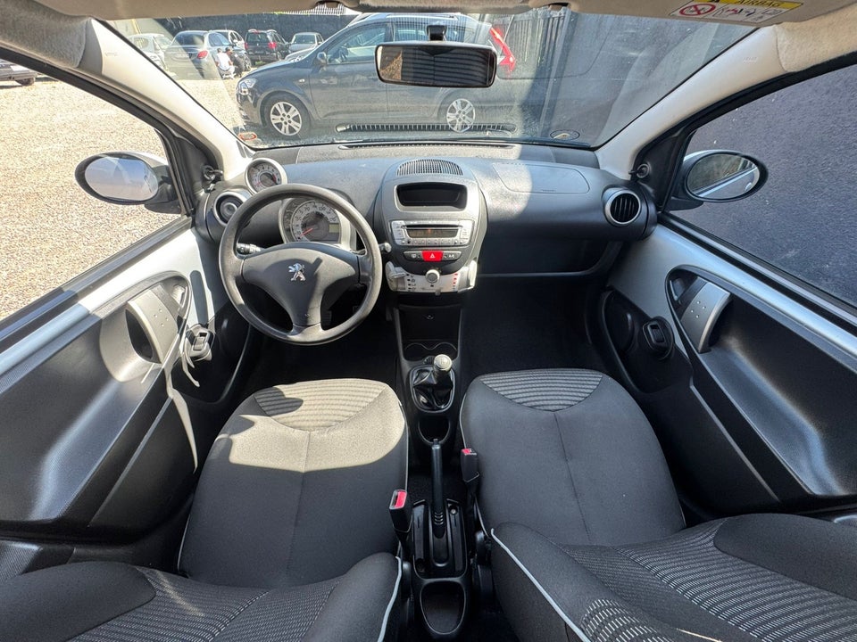 Peugeot 107 1,0 Active 5d