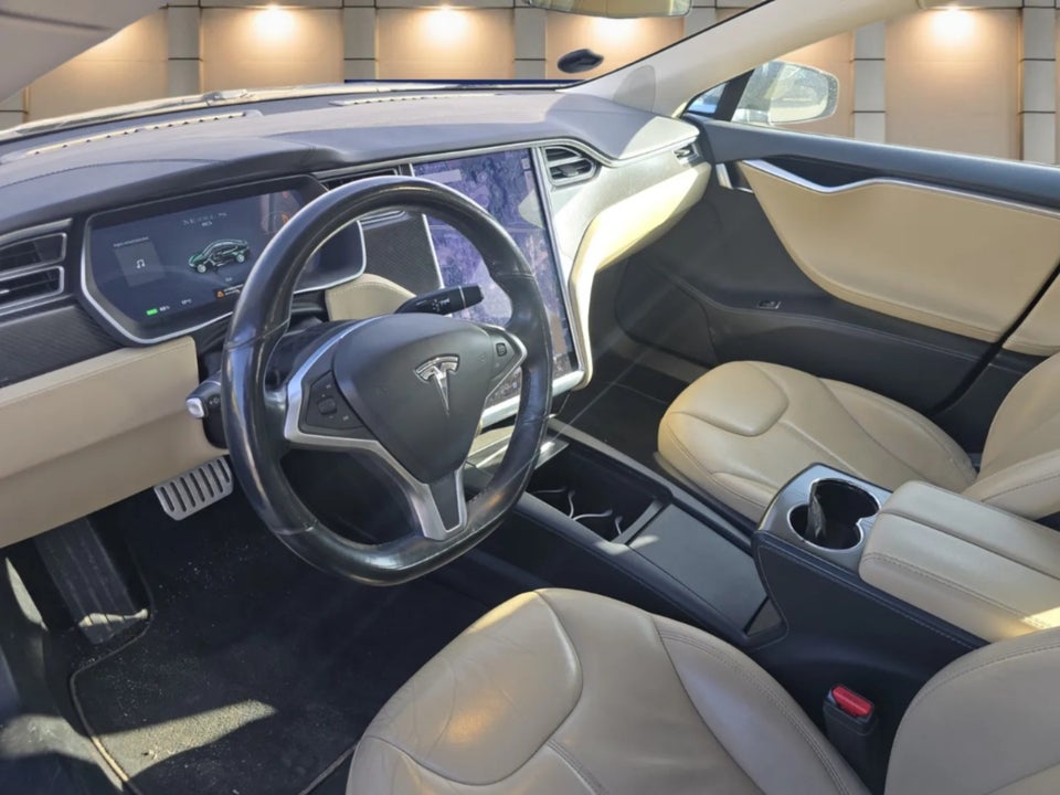 Tesla Model S 85 5d