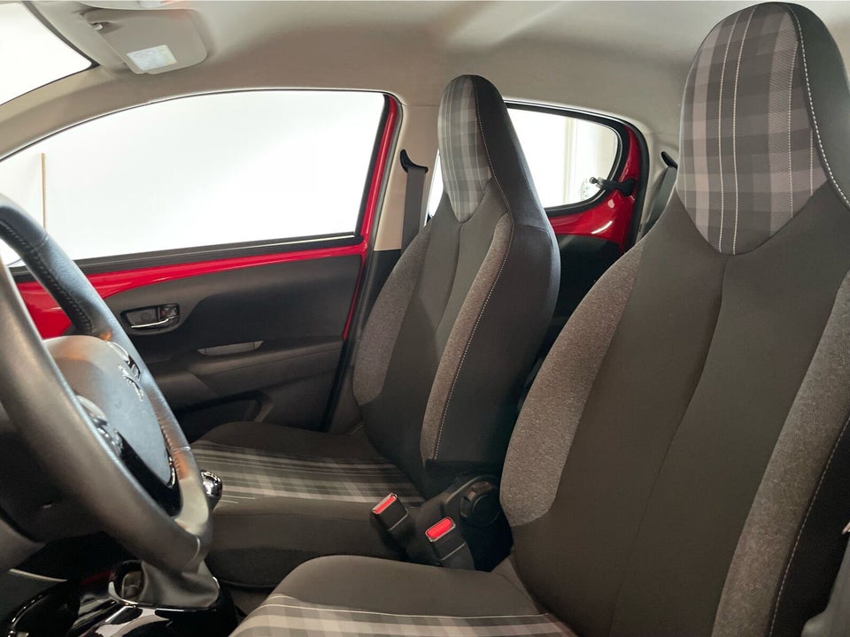 Peugeot 108 1,0 e-VTi 72 Allure+ 5d
