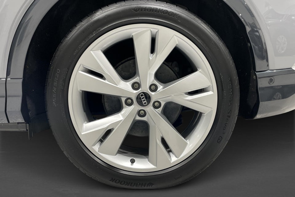 Audi Q4 e-tron 45 Progress 5d