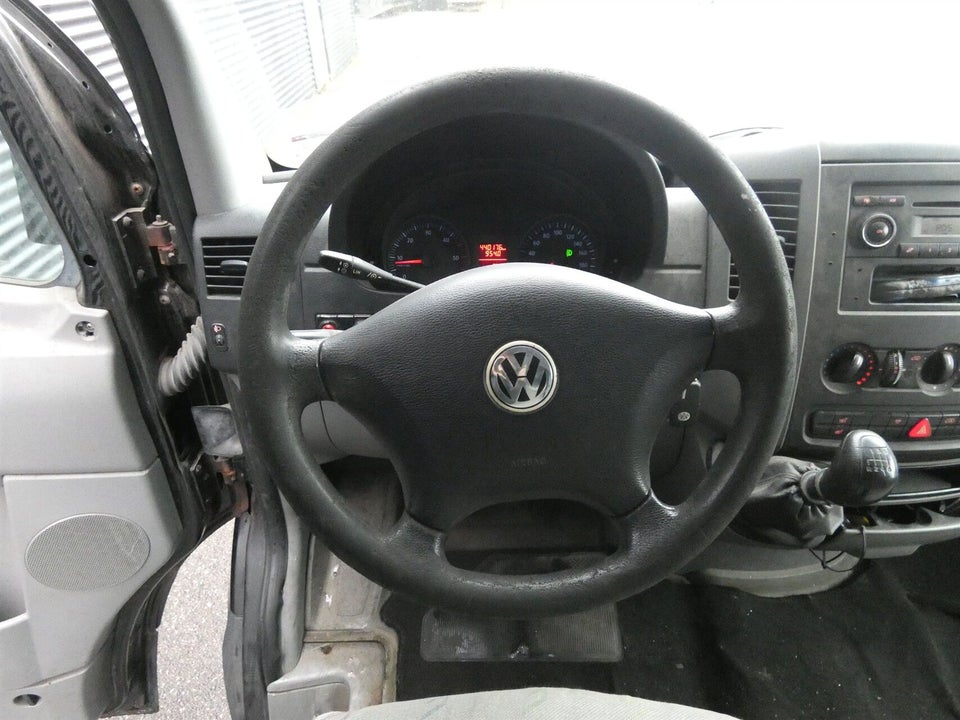 VW Crafter 2,5 TDi 163 Chassis Alukasse 2d