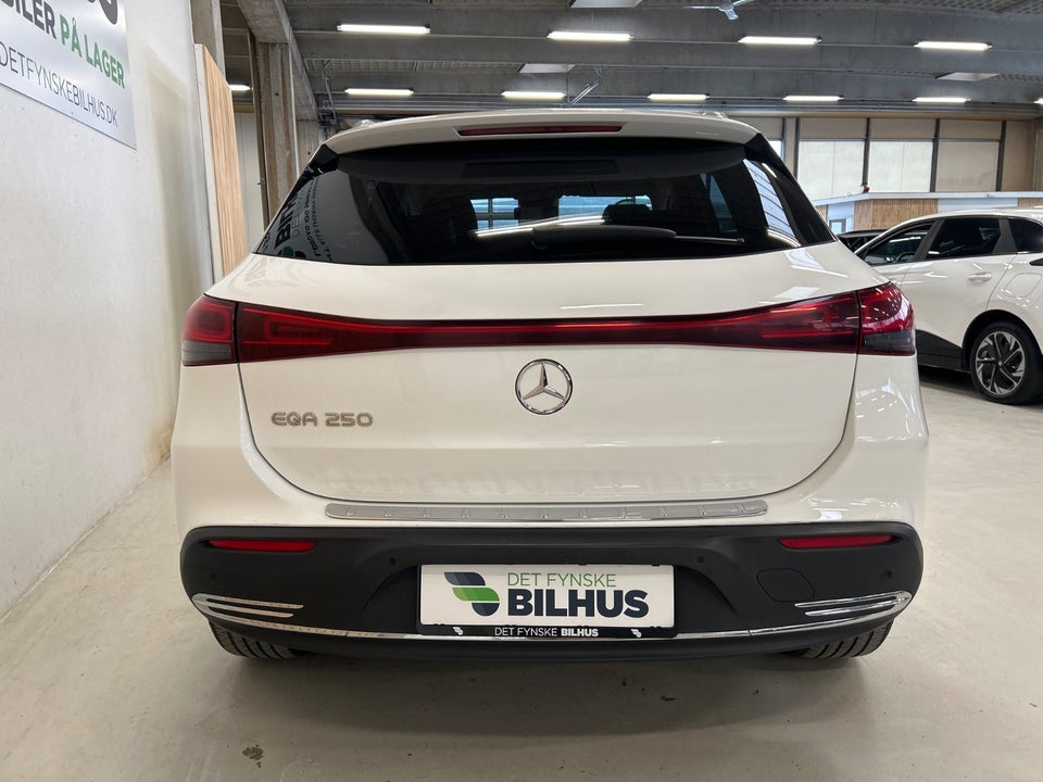 Mercedes EQA250 Progressive 5d