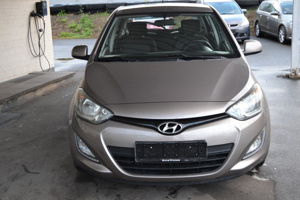 Hyundai i20 1,25 Classic XTR 5d