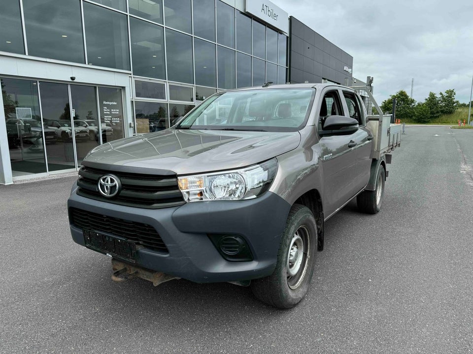 Toyota HiLux 2,4 D-4D 150 T2 Db.Kab 4x4 4d