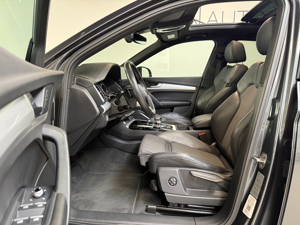 Audi Q5 50 TFSi e S-line quattro S-tr. 5d
