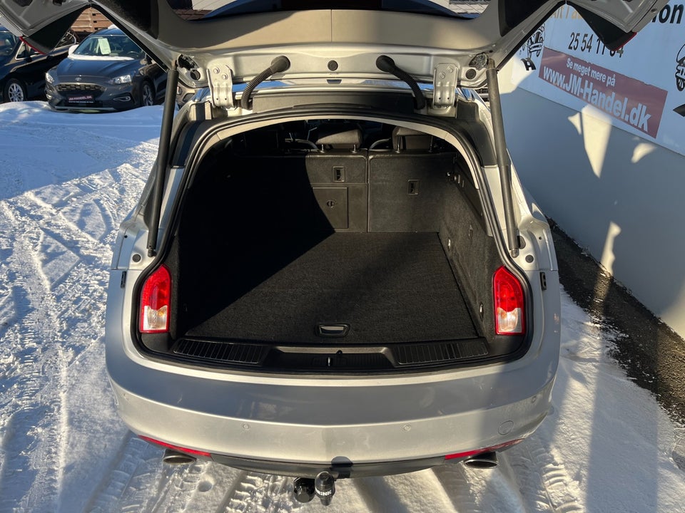 Opel Insignia 2,0 T 220 Cosmo Sports Tourer aut. 5d